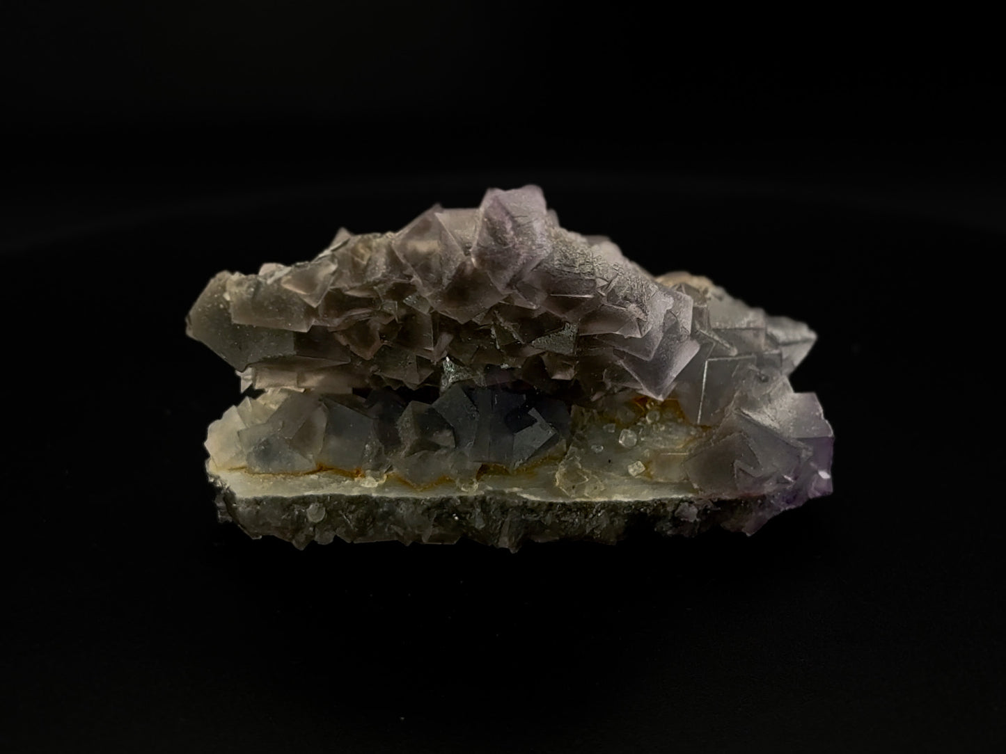 Fluorite B08