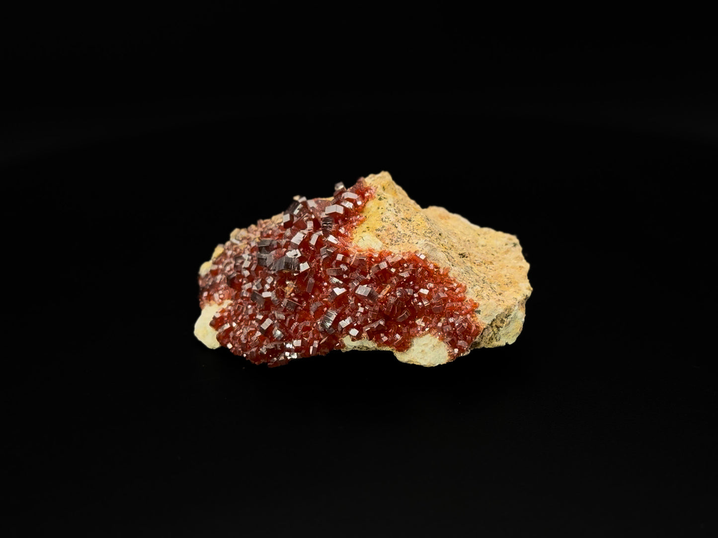 Vanadanite B27