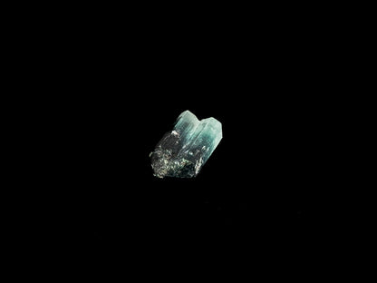 Two-Tone Blue Tourmaline 04