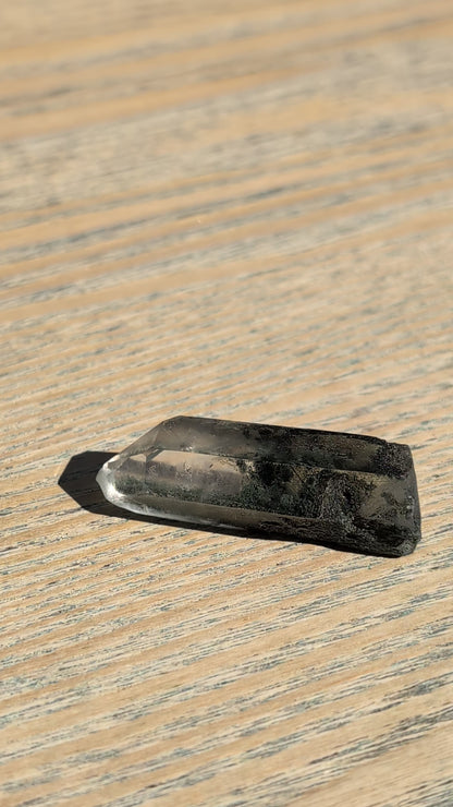 Chlorine Quartz (Moss Quartz) 023