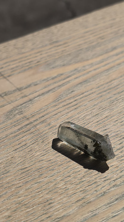 Chlorine Quartz (Moss Quartz) 005