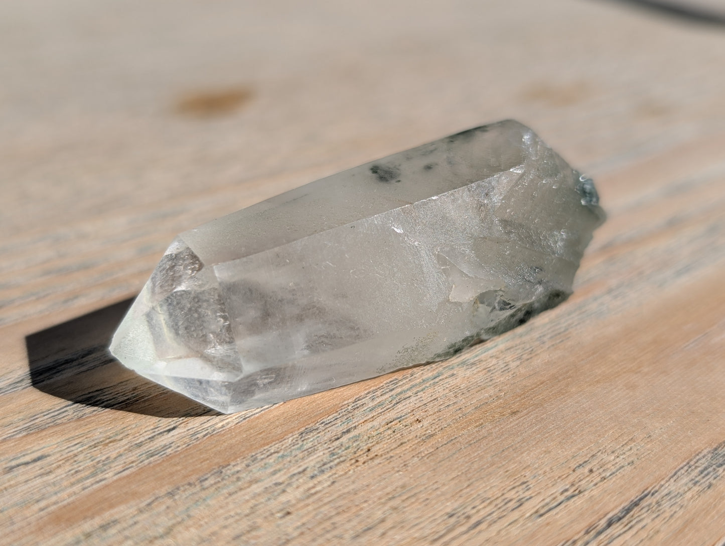 Chlorine Quartz (Moss Quartz) 024